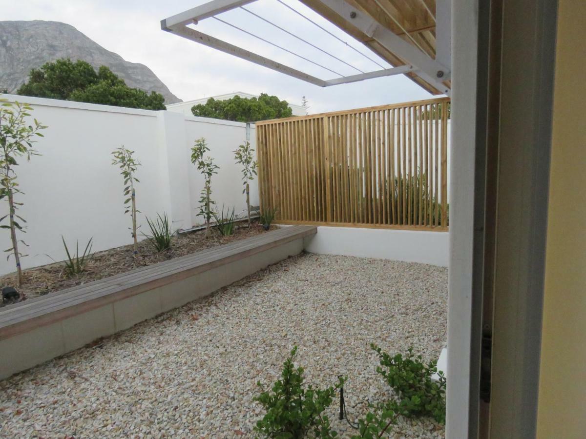 Troon Beach Cottage ヘルマナス エクステリア 写真